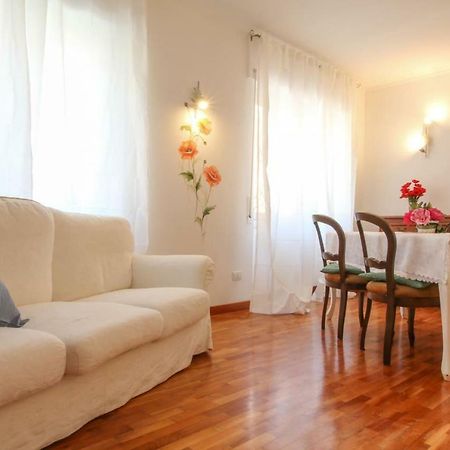Apartmán Papaveri Rossi Bordighera Exteriér fotografie