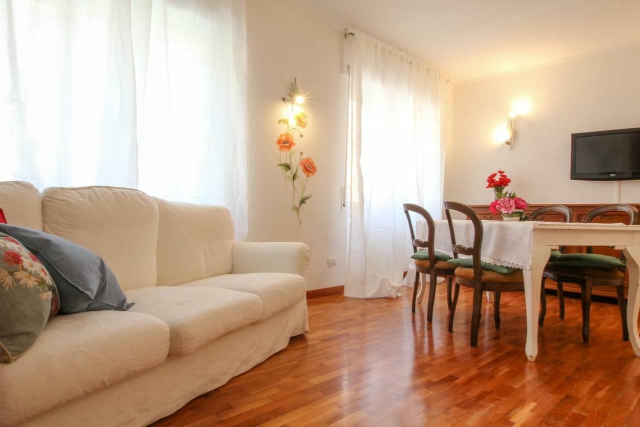 Apartmán Papaveri Rossi Bordighera Exteriér fotografie