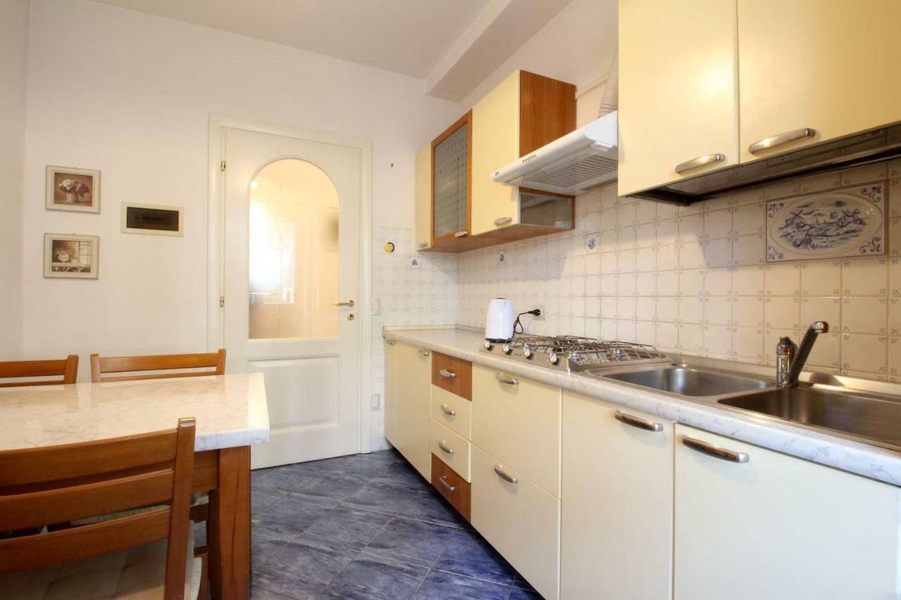 Apartmán Papaveri Rossi Bordighera Exteriér fotografie
